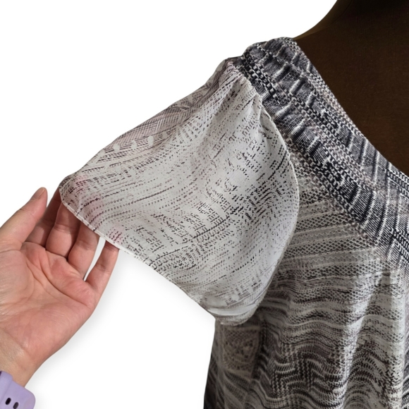 NWT One World Gray Geometric Printed Top | Short Sleeve | Plus Size 1X - Picture 5 of 13